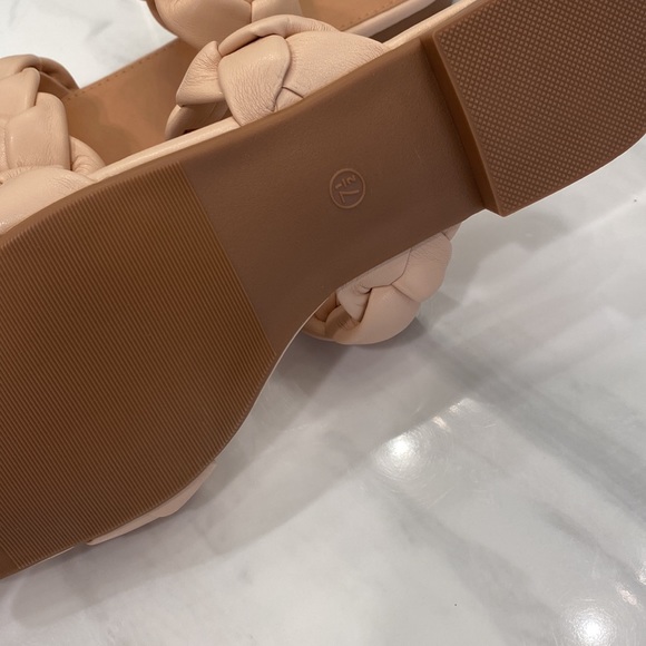 NEW / Two Strap Braided Sandals / Square Toe / Flat Heel / Nude Sandal - Picture 4 of 6